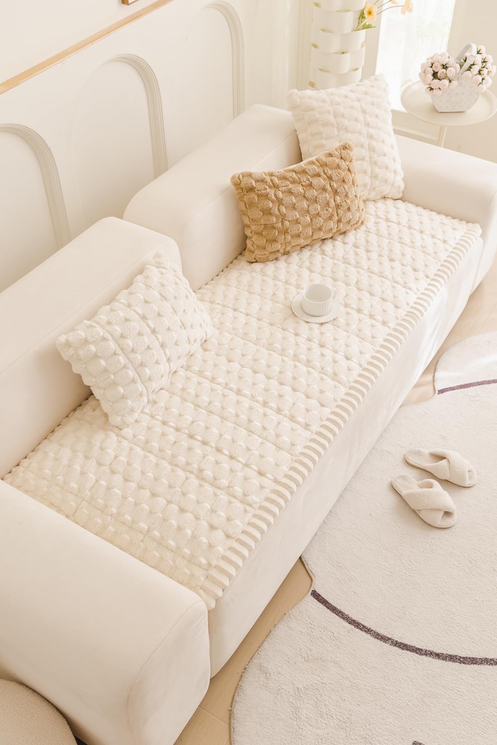 Tiwwie Couch Cover for Dogs Fuzzy Sofa Covers for Pet, Geometric Jacquard Coral Pet-Friendly Washable Non-Slip Sofas Slipcover Cushion Protector Pets Mat Dog Bed Mats