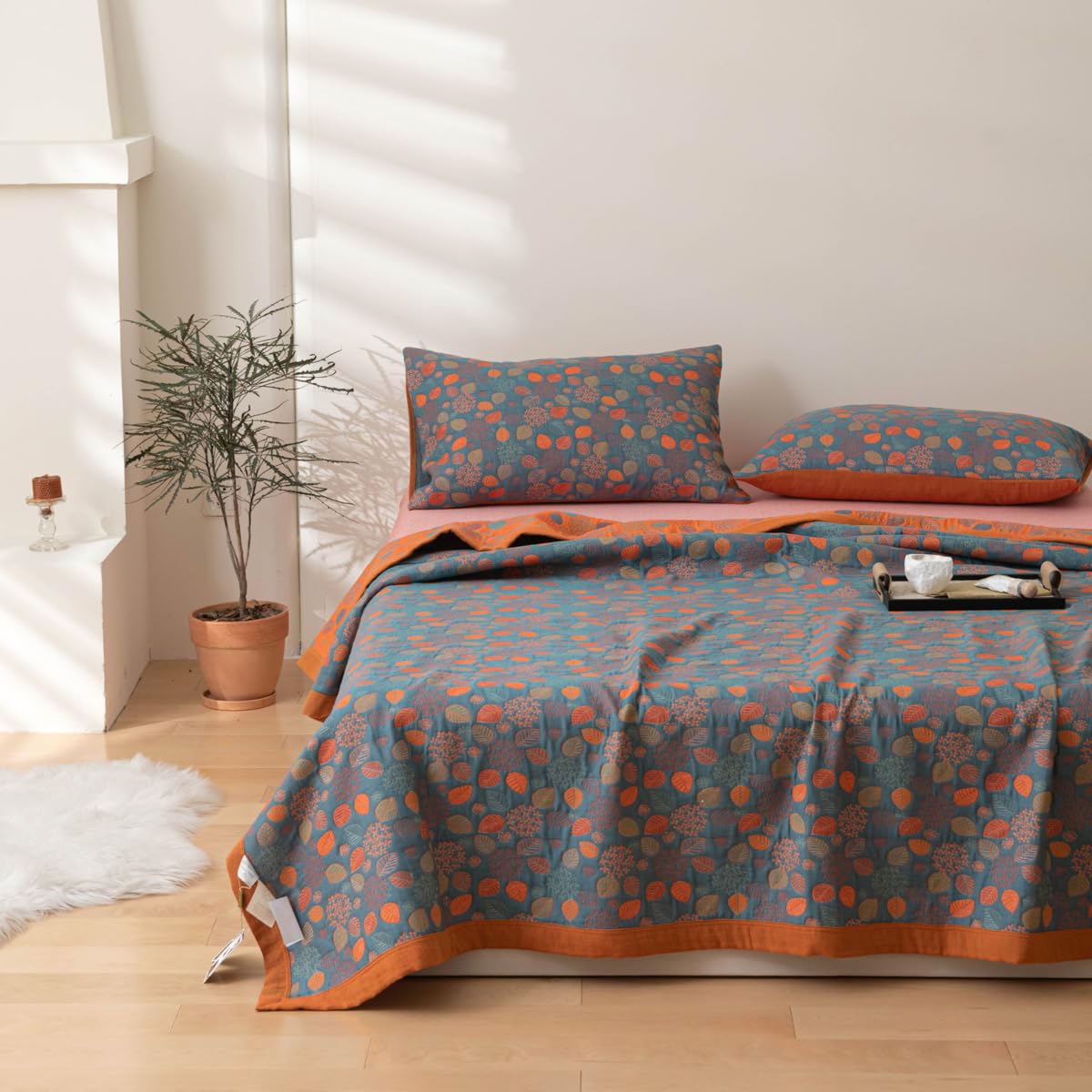 King Size 100% Cotton Floral Ginkgo Jacquard Quilt, 3-Layer Reversible Lightweight Bedspread 98"x94"