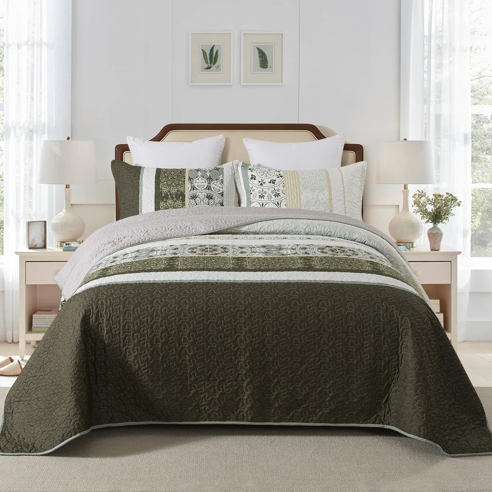 NEWLAKE Quilt Set Queen Size, 100% Cotton Patchwork Green Bohemian Quilt Sets, Reversible Bedspread Lightweight and Breathable for All Seasons, Soft Quilted Bedspread with 2 Pillow Shams