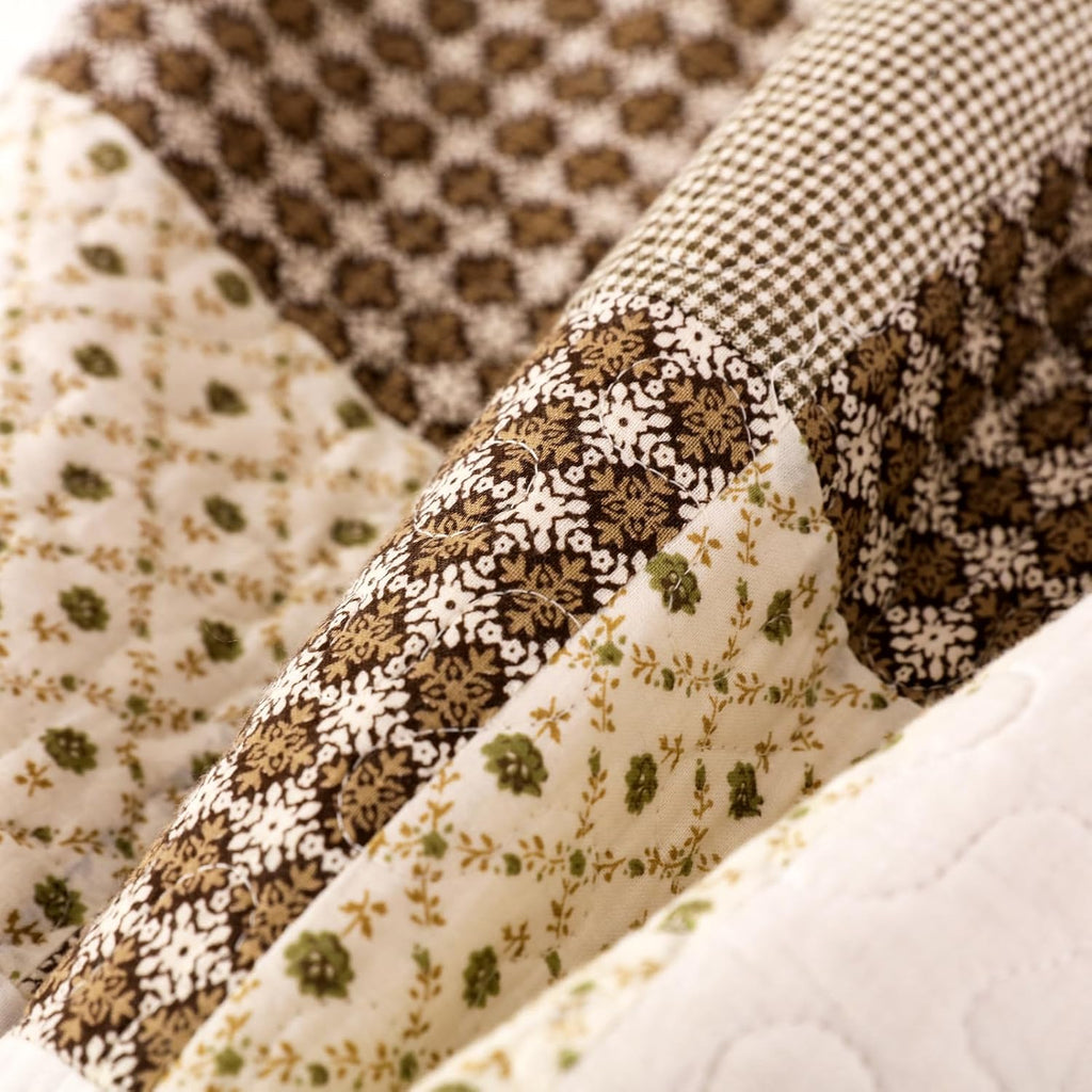 YAYIDAY Quilts Queen Size Patchwork Bedspread Set - 100% Cotton Reversible Breathable Brown Geometric Quilted Quilt with Pillow Shams for All Seasons