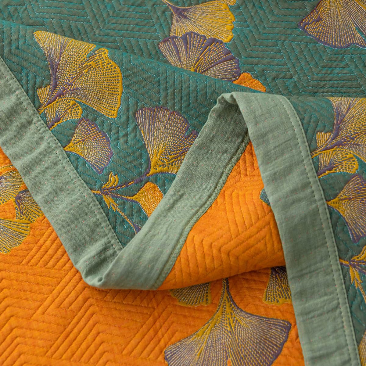 King Size 100% Cotton Floral Ginkgo Jacquard Quilt, 3-Layer Reversible Lightweight Bedspread 98"x94"