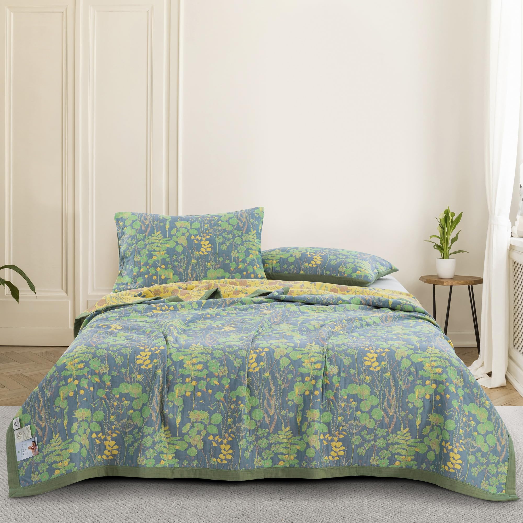 King Size 100% Cotton Floral Ginkgo Jacquard Quilt, 3-Layer Reversible Lightweight Bedspread 98"x94"