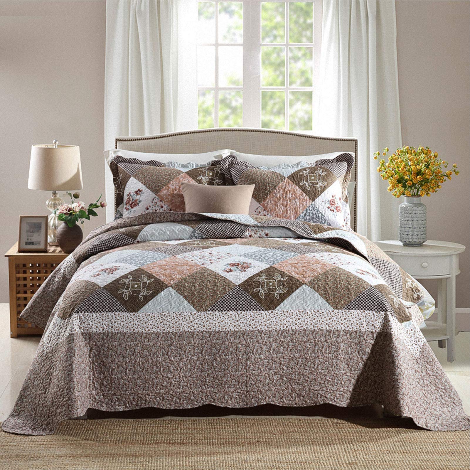 NEWLAKE Quilt Set Queen Size, 100% Cotton Patchwork Green Bohemian Quilt Sets, Reversible Bedspread Lightweight and Breathable for All Seasons, Soft Quilted Bedspread with 2 Pillow Shams