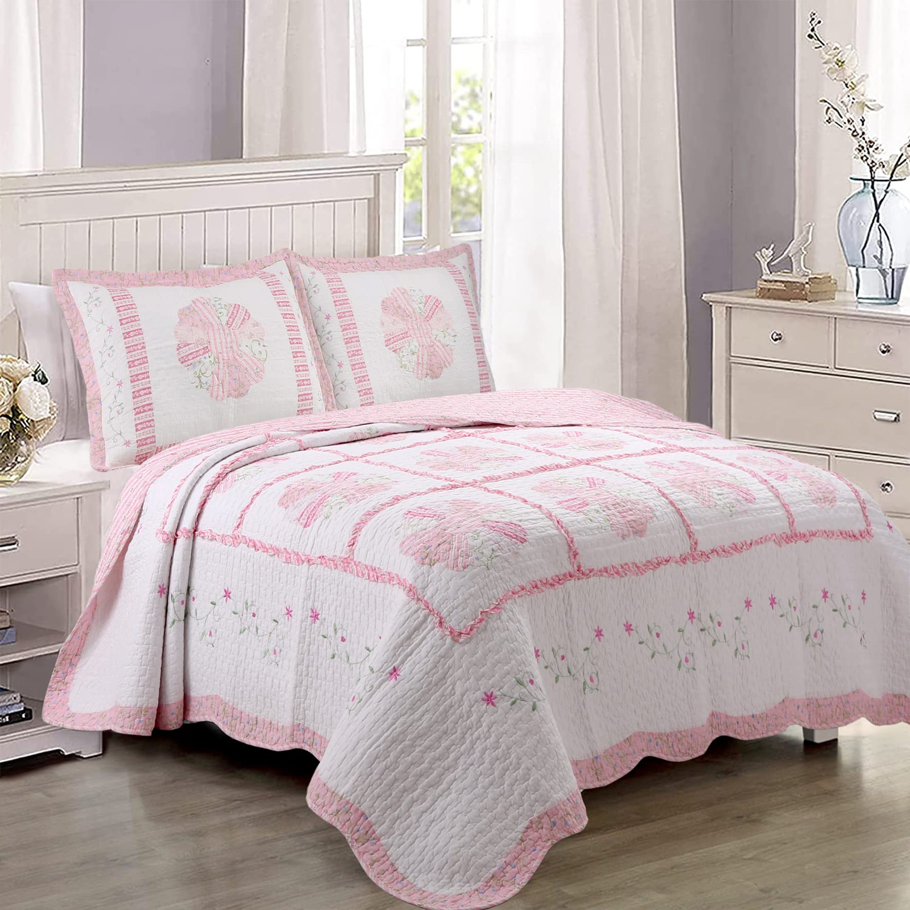 Khaki Red Farmhouse Patchwork Quilt Set, Queen Size 3-Piece Reversible Cotton Bedding