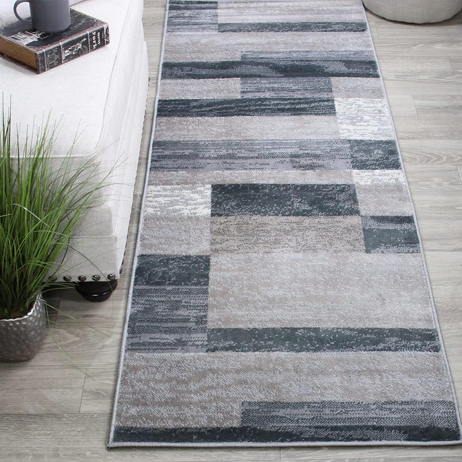 SUPERIOR Indoor Area Rug, Jute Backed, Modern Geometric Patchwork Floor Decor for Bedroom, Office, Living Room, Entryway, Hardwood Floors, Rockwood Collection, 4' x 6', Chocolate