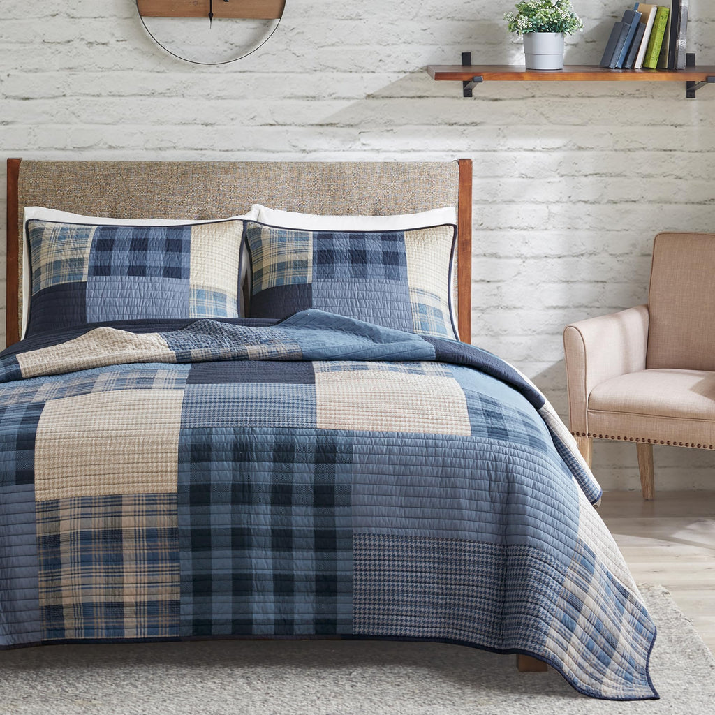 Woolrich Winter Plains Reversible Quilt Set - Cottage Styling Reversed to Solid Color, All Season Lightweight Coverlet, Cozy Bedding Layer, Matching Shams, Oversized Full/Queen, Stripes Taupe 3 Piece