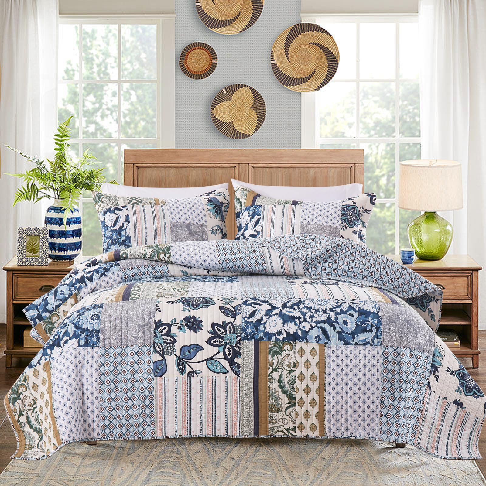 Yvooxny Quilts Queen Size Reversible Lightweight Bedspread 3-Piece Quilt Set Plaid Floral Patchwork 100% Cotton Queen Quilt Set Bedding Set with Pillow Shams for All Seasons, Azure Blue, 90x98''